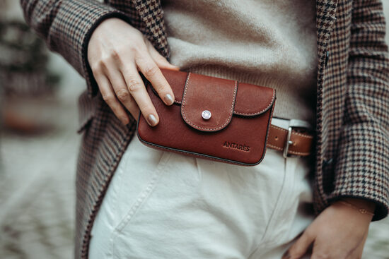 Melrose telephone holster